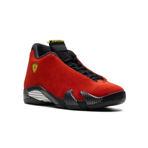aj14_Ferrari_a07.jpg aj14_Ferrari_a07.jpg